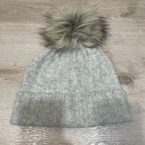 Aritzia Community Eton Slouchy Toque